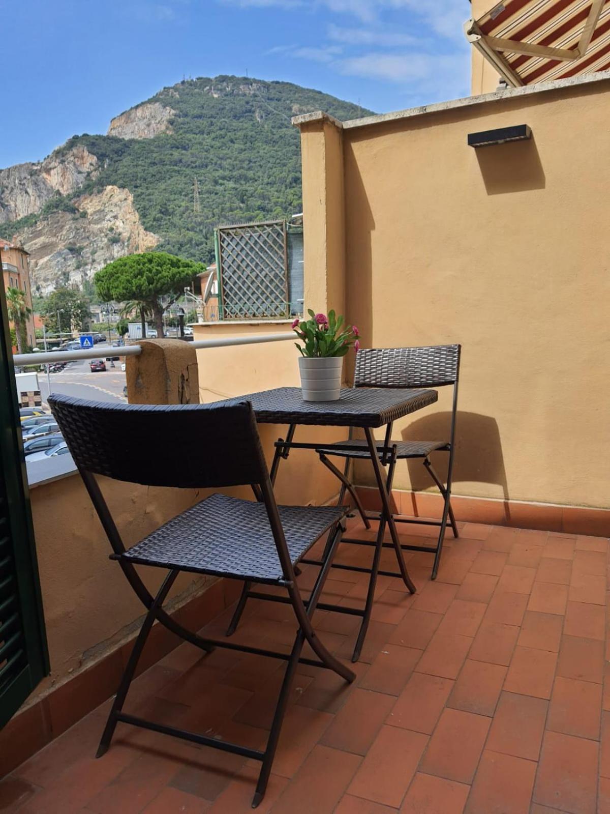 菲纳莱利古雷Casa Pepita公寓 外观 照片